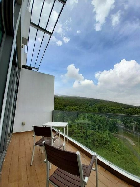 KINGSFORD . HILLVIEW PEAK 2