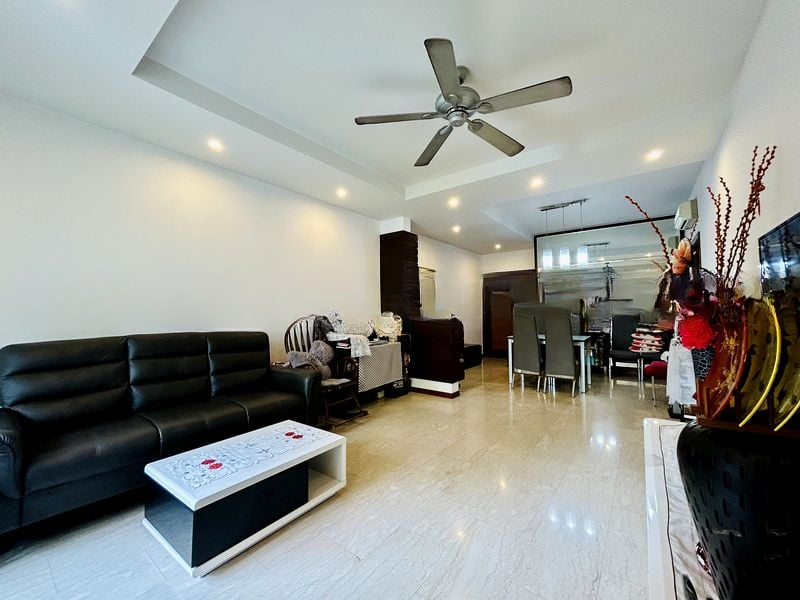 YISHUN SAPPHIRE 2