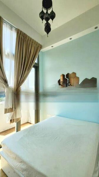 KINGSFORD . HILLVIEW PEAK 2