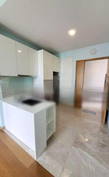 KINGSFORD . HILLVIEW PEAK 3