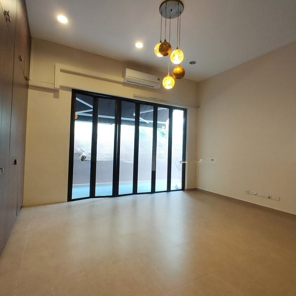 SEMBAWANG GARDEN ARCADE 12
