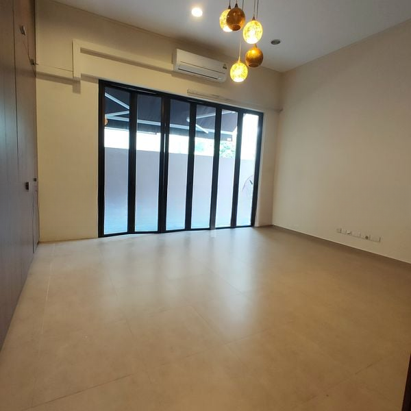 SEMBAWANG GARDEN ARCADE 11