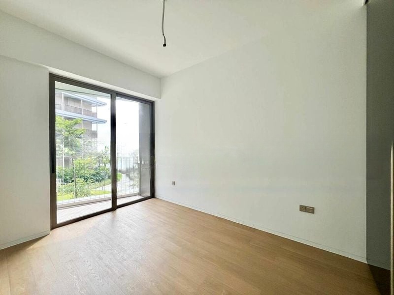 THE REEF AT KING'S DOCK 3