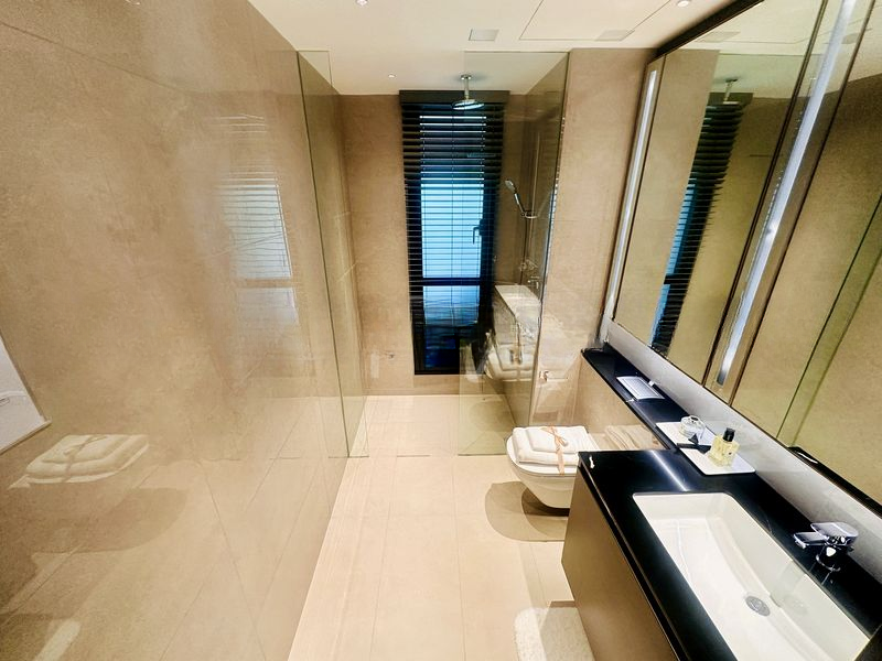 ONE MARINA GARDENS 11