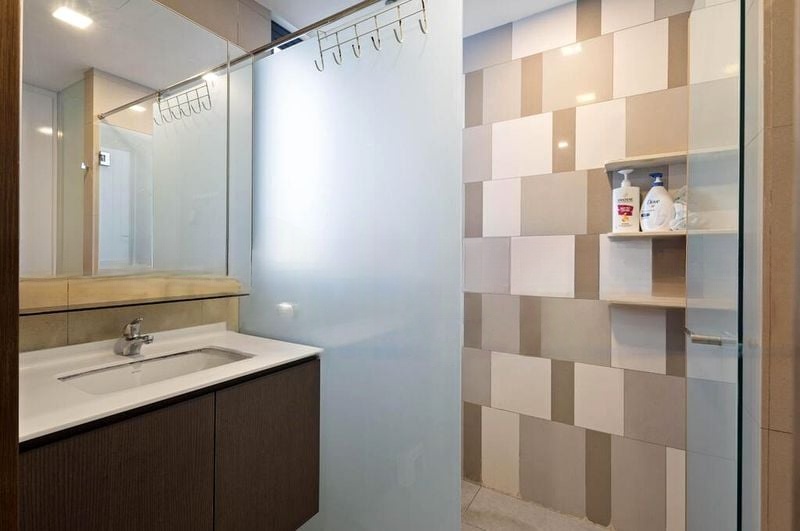 FORESQUE RESIDENCES 4