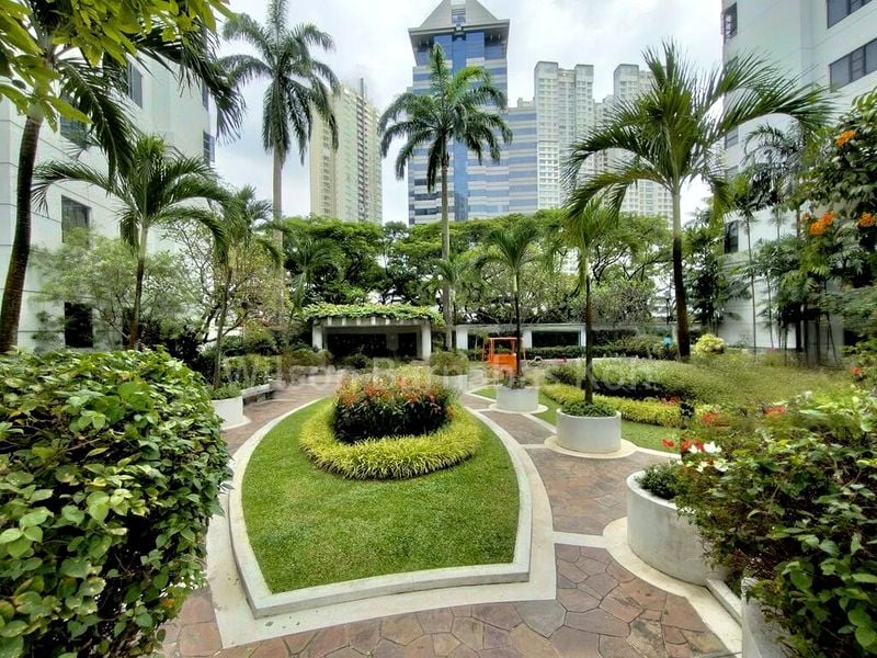 CENTRAL GREEN CONDOMINIUM 11