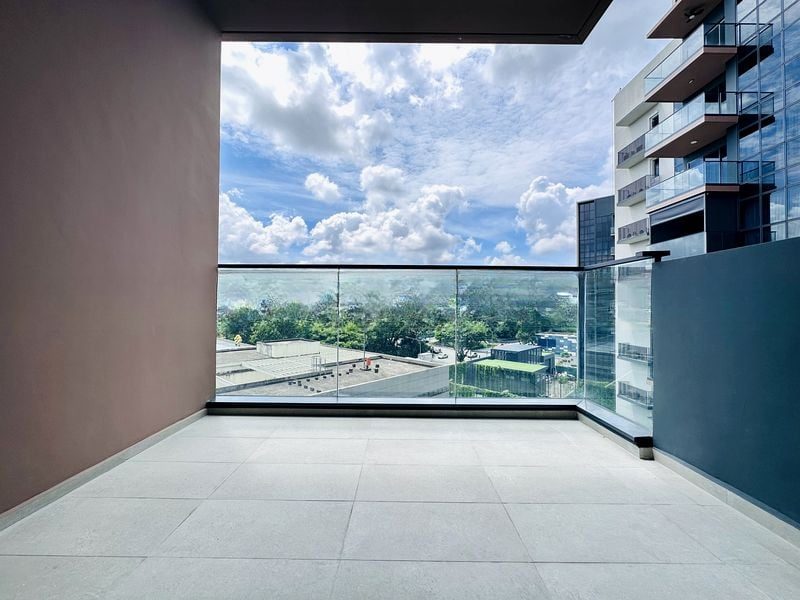 FOURTH AVENUE RESIDENCES 2