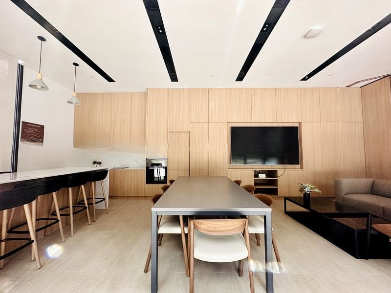 FOURTH AVENUE RESIDENCES 12