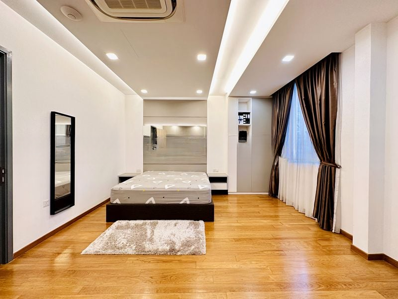 SEMBAWANG SPRINGS ESTATE 8