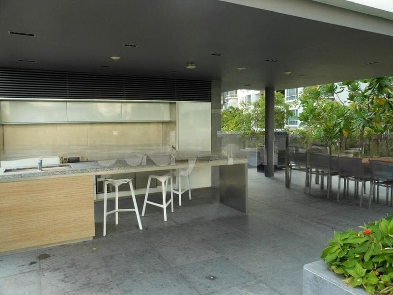 WATERFRONT KEY 7