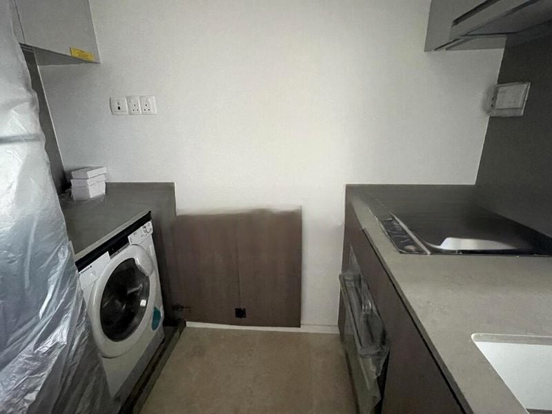 AVENUE SOUTH RESIDENCE 6