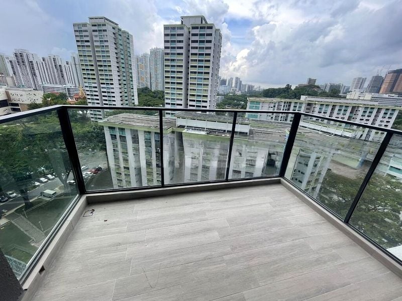 AVENUE SOUTH RESIDENCE 12