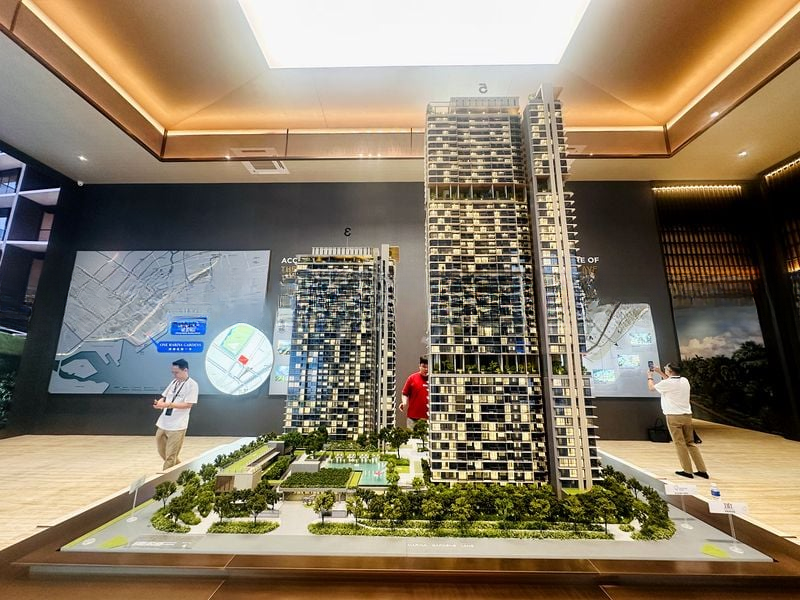 ONE MARINA GARDENS 1