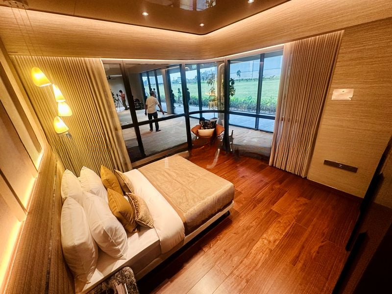 ONE MARINA GARDENS 15