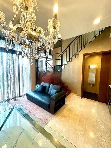 EASTWOOD REGENCY 6