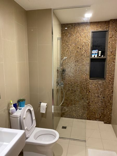 AVANT RESIDENCES 7