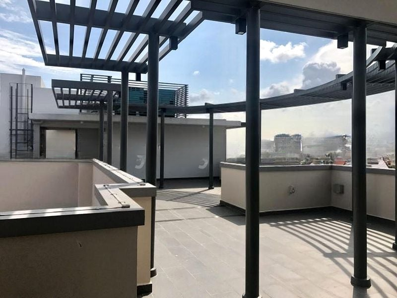 SUNDANCE SUITES 12