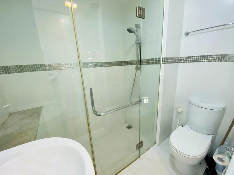 ONE-NORTH RESIDENCES 9