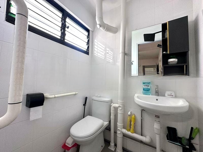 BEDOK RESERVOIR RD 5