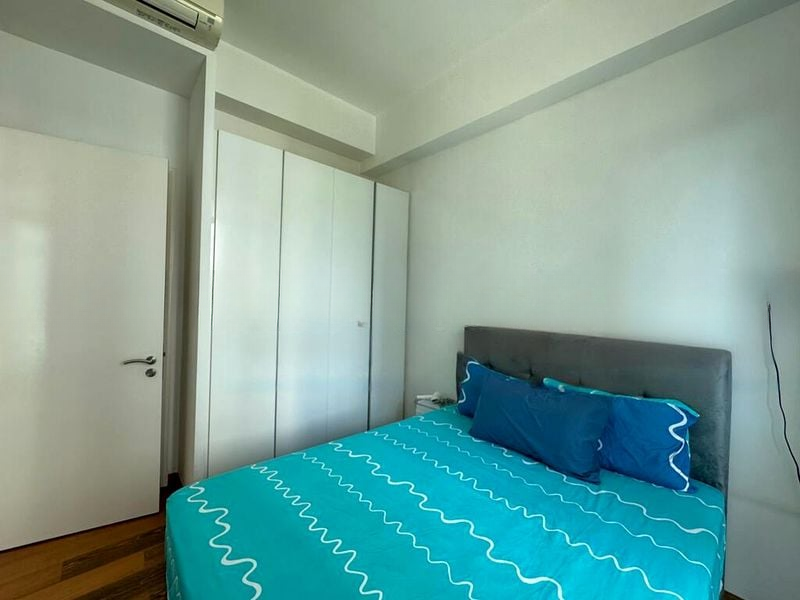 KINGSFORD . HILLVIEW PEAK 4