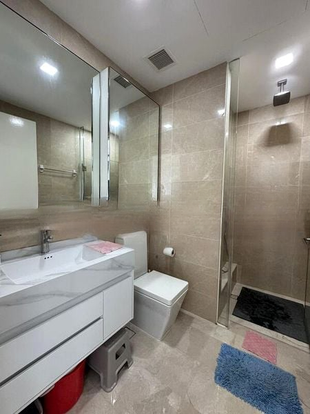 KINGSFORD . HILLVIEW PEAK 5