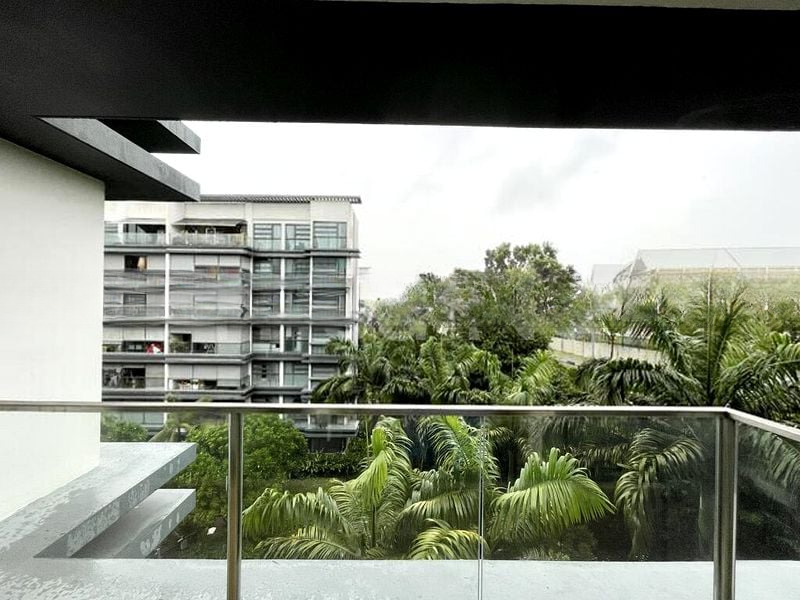 HEDGES PARK CONDOMINIUM 8