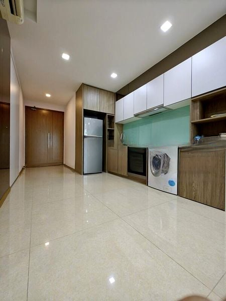 KINGSFORD WATERBAY 8