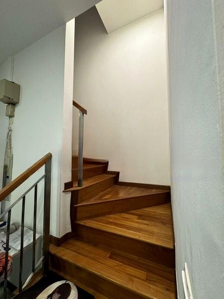 CRYSTAL HEIGHTS 2
