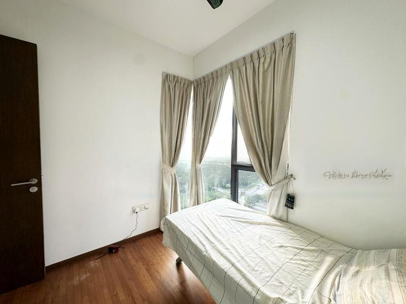 FORESQUE RESIDENCES 4