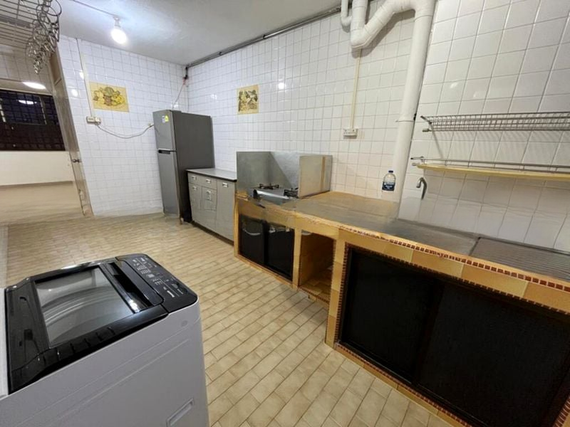 SERANGOON NTH AVE 1 8