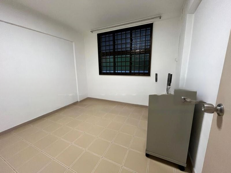 SERANGOON NTH AVE 1 7