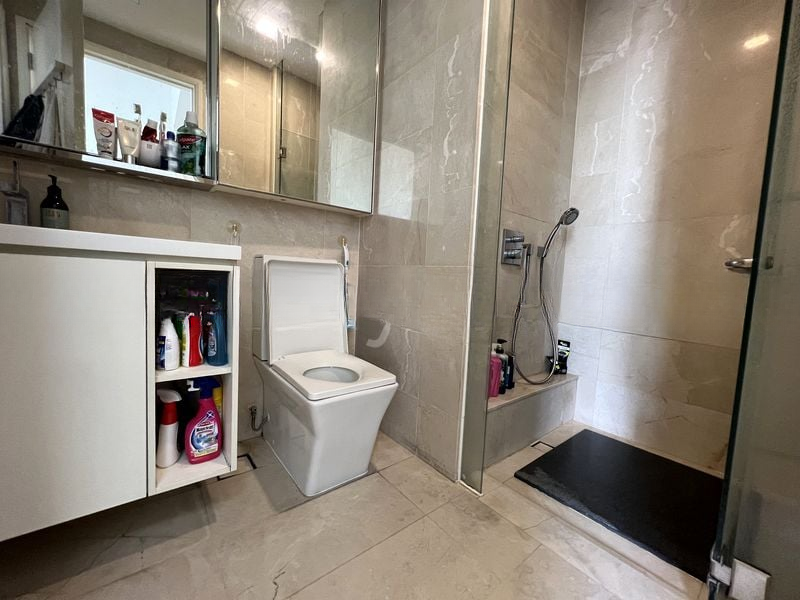 KINGSFORD . HILLVIEW PEAK 9