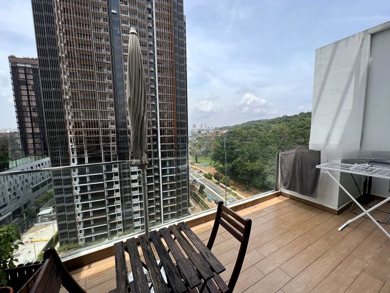 KINGSFORD . HILLVIEW PEAK 3