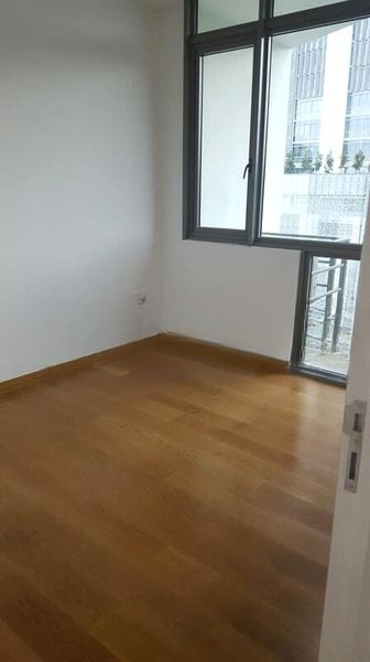 KINGSFORD . HILLVIEW PEAK 3