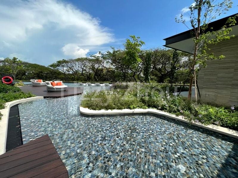 AVENUE SOUTH RESIDENCE 10