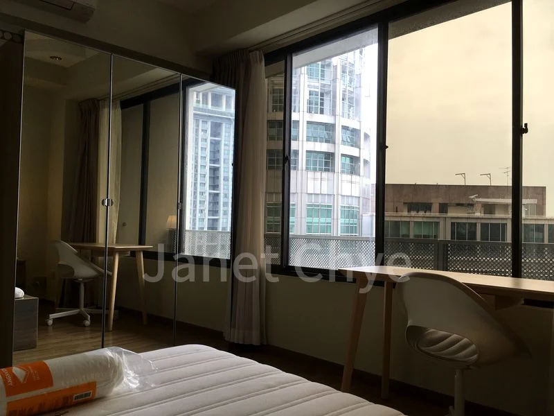 INTERNATIONAL PLAZA 4