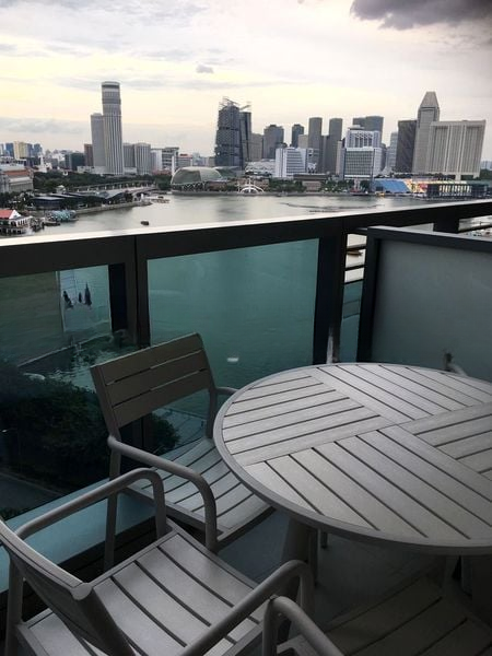 MARINA BAY RESIDENCES 10