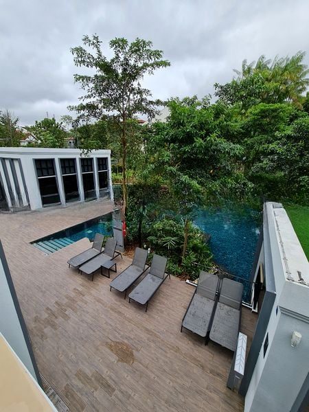 MAYFAIR GARDENS 13