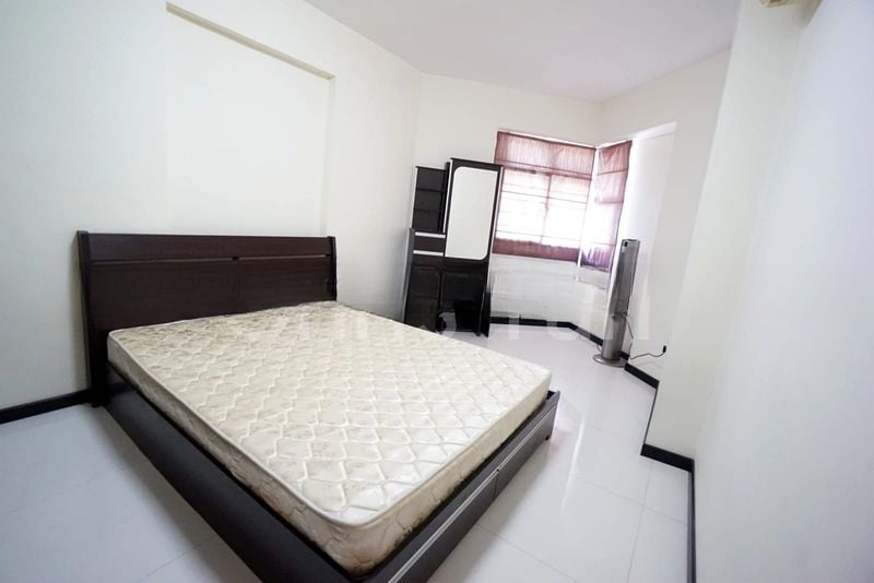 BT BATOK WEST AVE 5 6