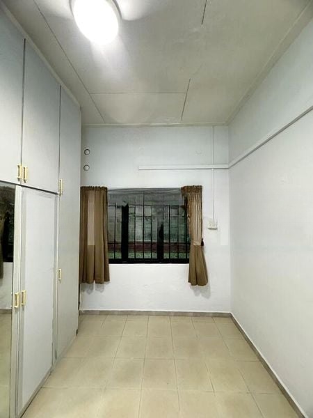 SEMBAWANG HILLS ESTATE 13