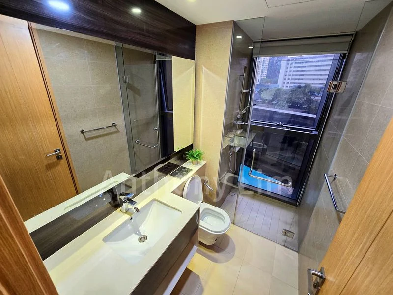 COMMONWEALTH TOWERS 11