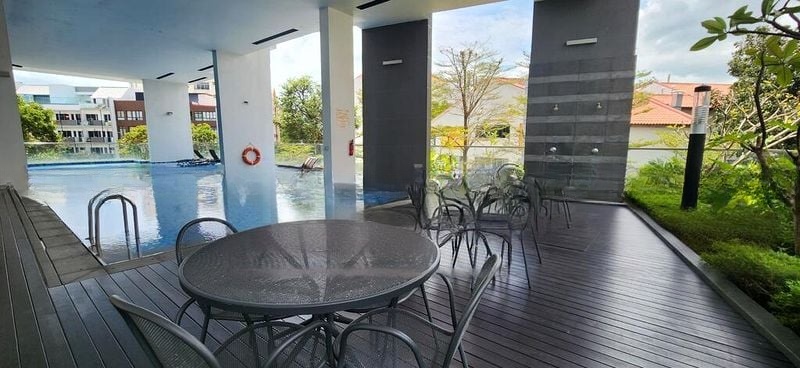 CENTRA HEIGHTS 5