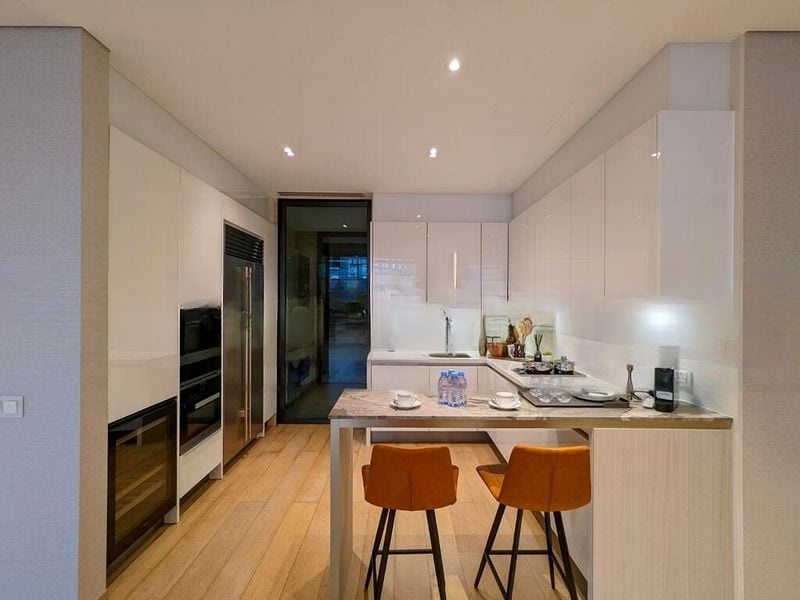 THE VERMONT ON CAIRNHILL 6