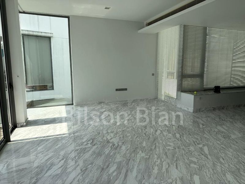 MARINA COLLECTION 12