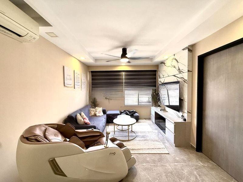 BT BATOK WEST AVE 8 9