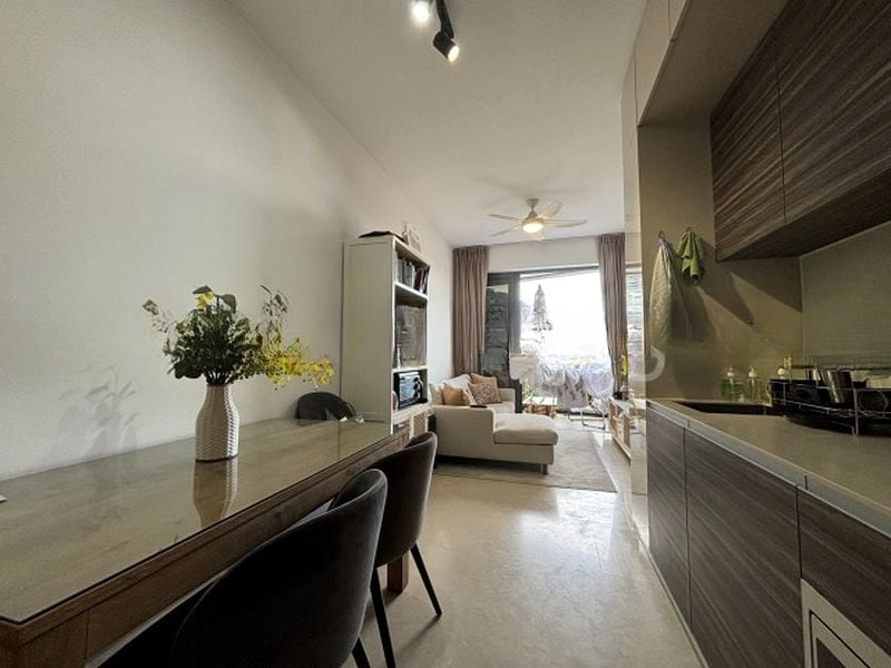 COMMONWEALTH TOWERS 4