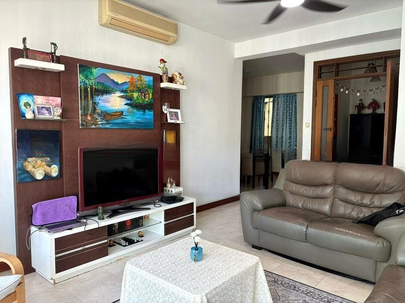 PALM GARDENS 8