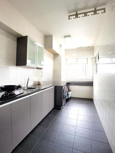 BT BATOK WEST AVE 5 8