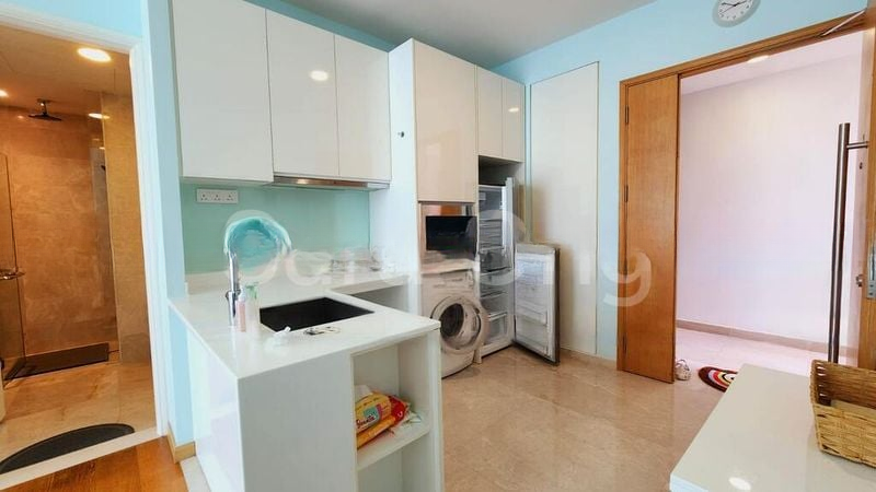 KINGSFORD . HILLVIEW PEAK 6