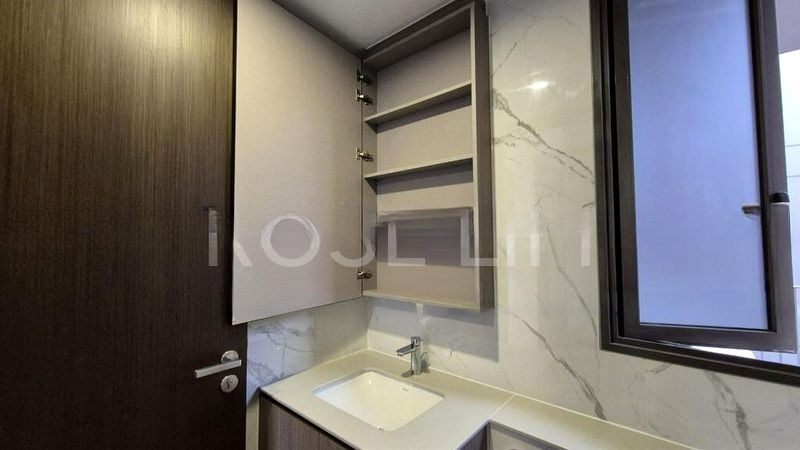 THE WATERGARDENS AT CANBERRA 11